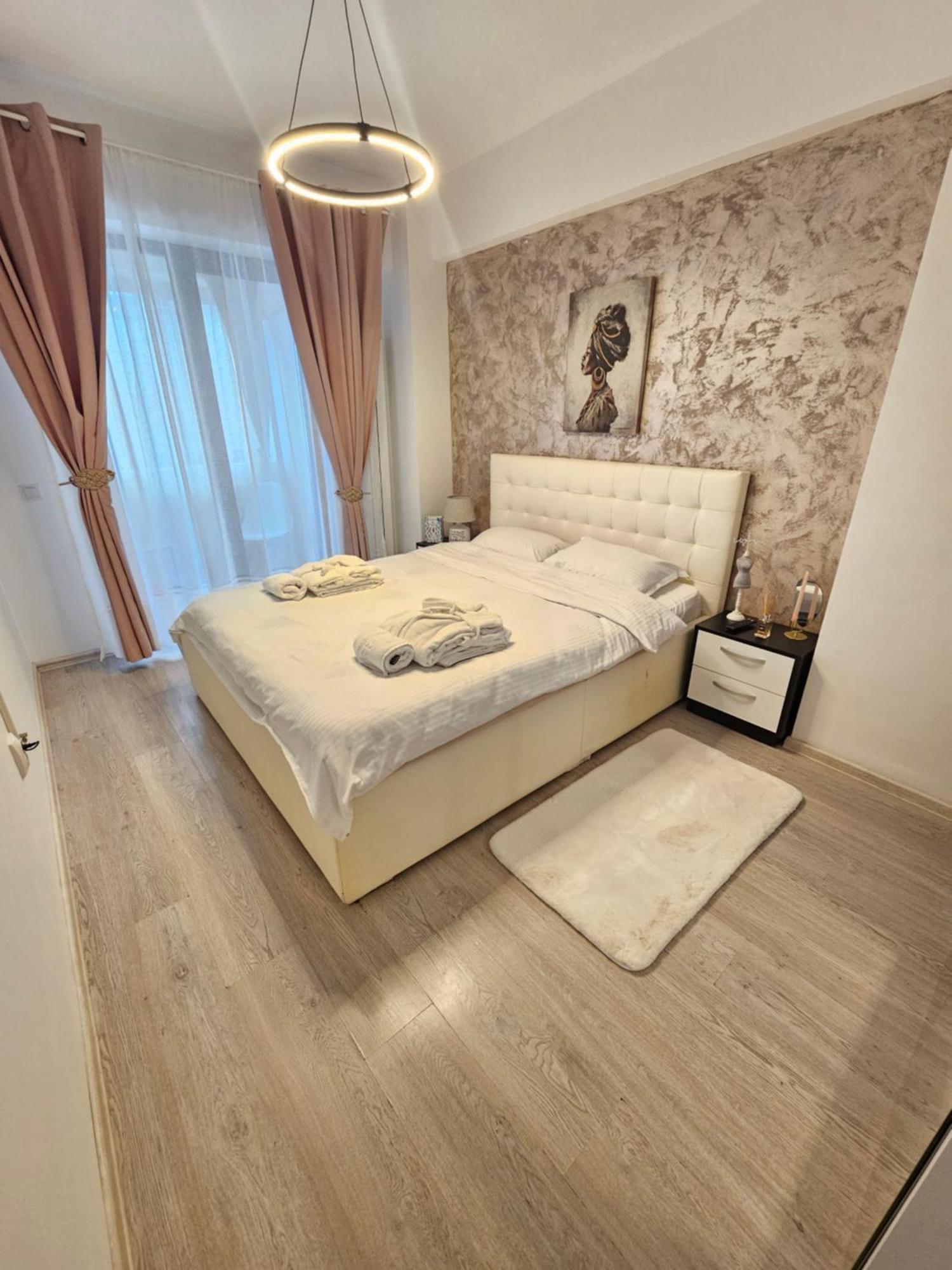 Apartment Enjoy My Near Mall 2 Iasi